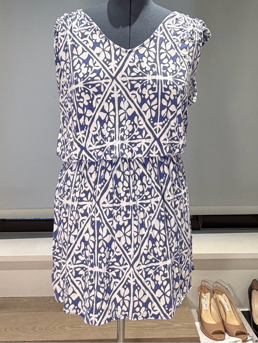 Tori Richardson blue floral summer dress. Made in Hawaii size XL